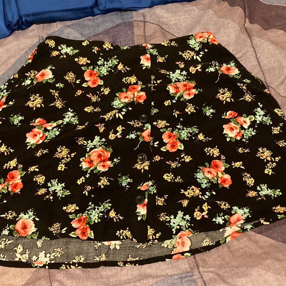 Flowy  skirt